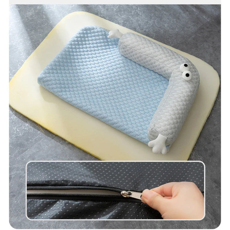 Summer Big Eyed Monster Pet Mat-1
